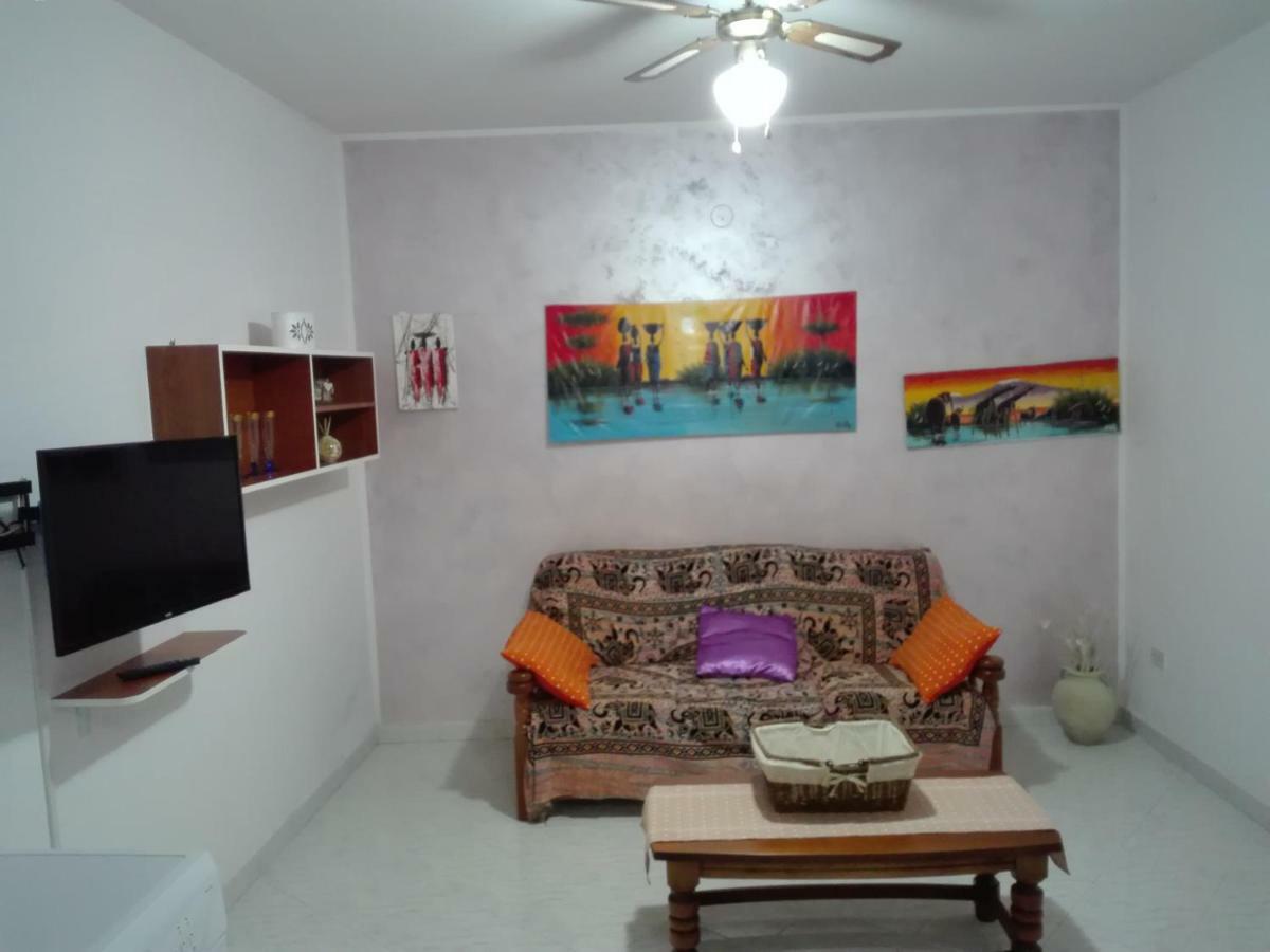 Casa Vacanza "Romano" ปิมอนเต ภายนอก รูปภาพ